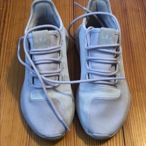 Adidas kids size 4 (adult 6-6.5)